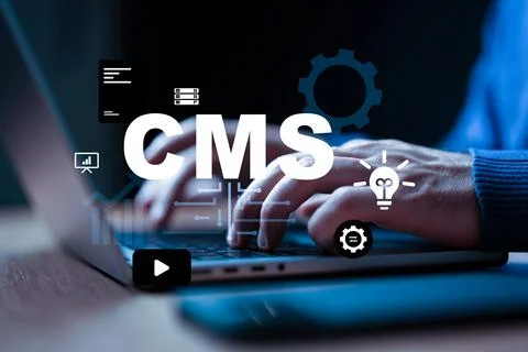 Using a content management system on a laptop for website development and 스톡 사진