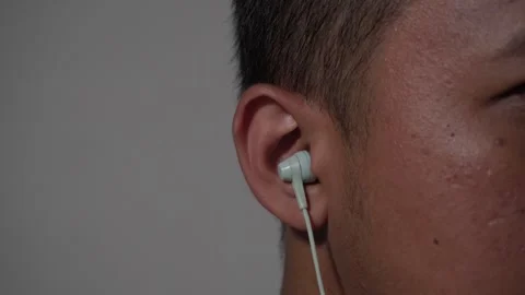 Using earphones Stock-Footage 317291623