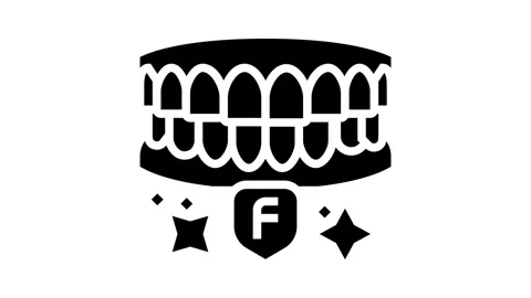 Using fluoride treatments glyph icon animation Vidéo 326143602