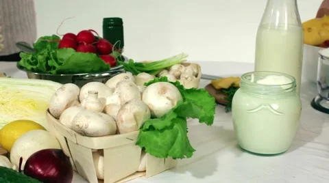 Using A Food Processor For Salads Video stock 51984730