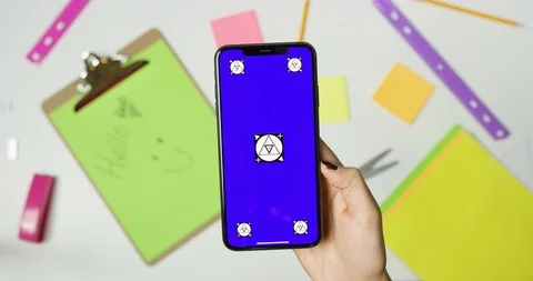 Using green screen phone on a arts and crafts white table Vídeo Stock 97482589