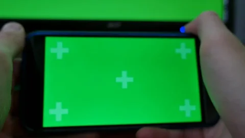 Using a phone rapidly green screen 스톡 동영상 90907230
