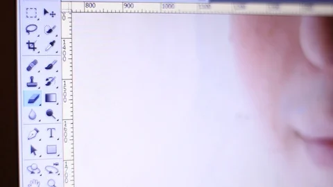 Using photo editing tools on computer Vidéo 110729569