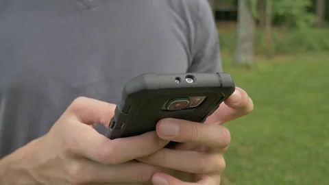 Using a smart phone app 스톡 동영상 75846174