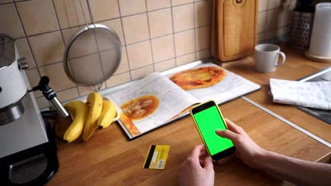 Using Smartphone Buys in Internet Shop. Stock Footage 153803074