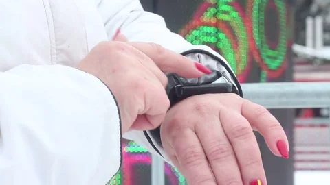 Using the touch smart watch Stock Footage 81790304