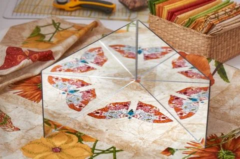 Using two connected mirrors to design a patchwork pattern Stock Photos