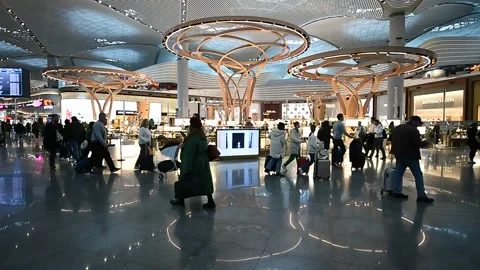 Usual busy day inside the new Istanbul passenger airport Видео 249665138