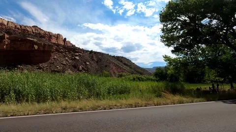 Utah Driving Capitol Reef red rock desert 스톡 동영상 322907904