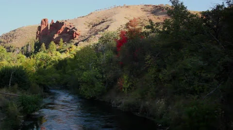 Utah mountain river Vídeos de archivo 25447377