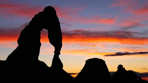 Utah's Iconic Delicate Arch in Arches National Park, Time Lapse at Dusk, USA Stock Footage 130586086