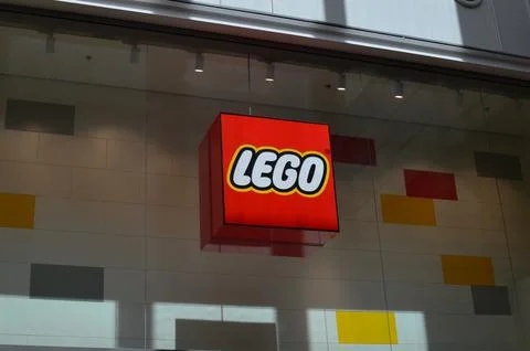 Utrecht, Netherlands July 02, 2022: Lego store in shopping mall Stock Photos