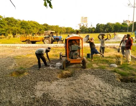 Utter pardesh , india - construction worker doing work , A picture of constru Stock Photos