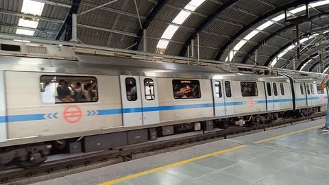 Utter pardesh , india - metro train , A picture of metro train in noida 3 a.. Fotos de archivo
