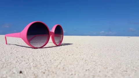 V00703 Maldives beautiful beach background white sandy tropical paradise island Stock Footage