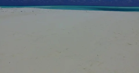 V07679 Maldives beautiful white sandy beach background on sunny tropical Stock Footage