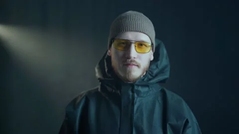 V1-0010 00726845 스톡 동영상 169542923