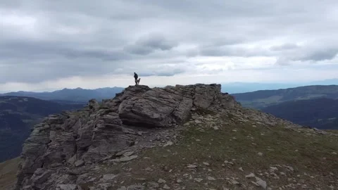 V10 動画素材 242198009