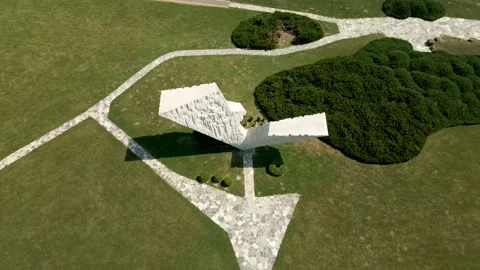 V3 Monument pull down show with reveal Stock Footage 235941993