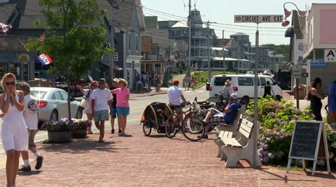 Vacationers in Oak Bluffs Video stock 49798485
