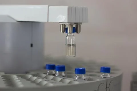 Vaccine against the code virus on a special device. 스톡 사진