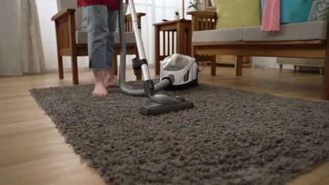 Vacuum cleaner head moving back and forth Stock-Footage 220729008
