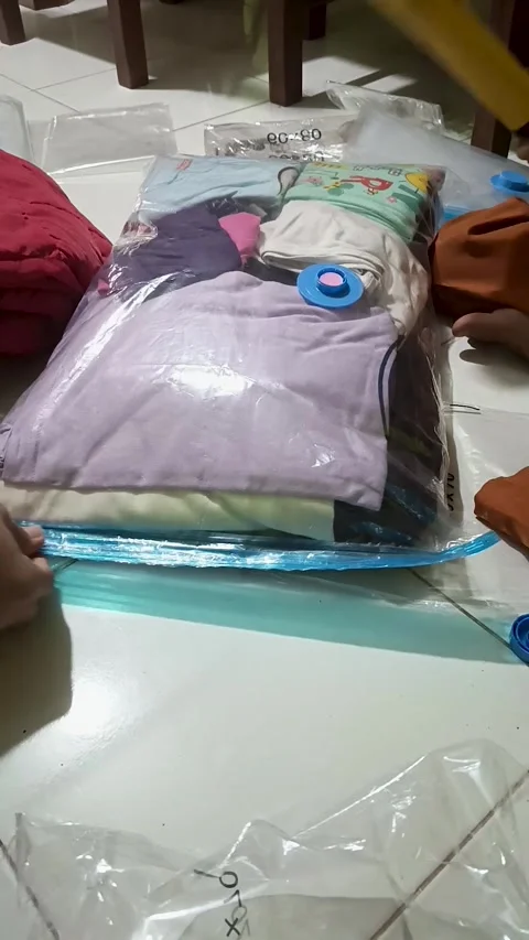 Vacuum storage bag Vidéo 309872501