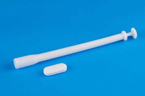 Vaginal tablet and applicator 스톡 사진