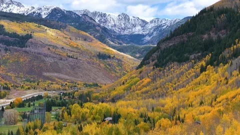Vail Gore Range 01 | Autumn Colors | 4K Drone Footage 스톡 동영상 259887670