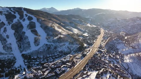 Vail Mountain Town 06 | Vail Colorado | Ski &amp; Snowboard | Winter | I-70 | Drone 스톡 동영상 303244071