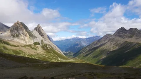 Val Veny Panoramic View close to Mont Blanc, Real Time 스톡 동영상 252005423