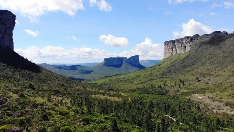 Vale do Capão beautiful mountains 4K. 動画素材 107458608