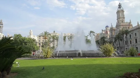 Valencia Town Hall Square Stock-Footage 8542174