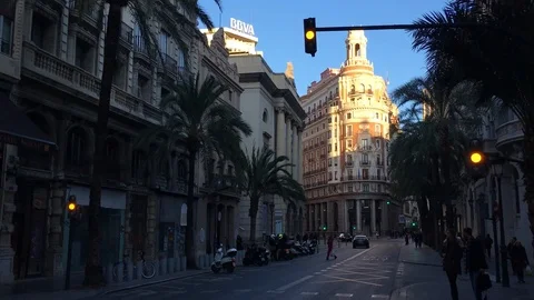 Valencia: traffic lights Stock Footage 127386932