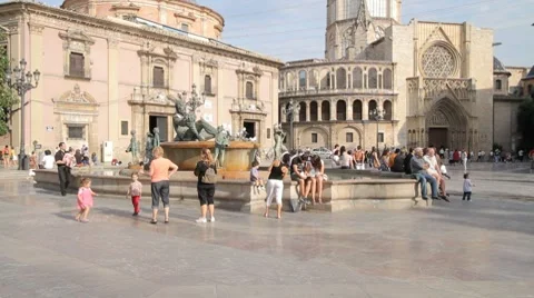 Valencia Virgin Square Stock-Footage 7907101