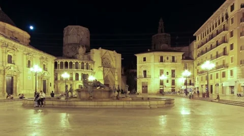 Valencia Virgin Square TL B Stock-Footage 8516337