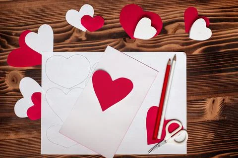 Valentines diy. Step by step instructions for handmade valentine. Craft gift Stock-Fotos