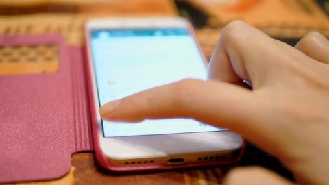 Valentine's text exchange/sms exchange Video stock 85614122