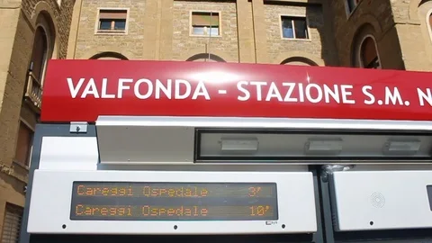 Valfonda surface train station stop, Florence Italy Vídeos de archivo 94425156