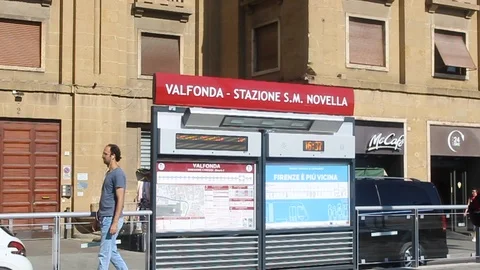 Valfonda surface train station stop, Florence Italy Vídeos de archivo 94425232