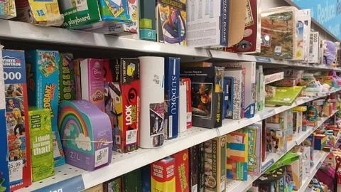 Value Village second-hand store in  Canada Stock Photos