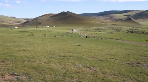 Van crossing in Mongolian landscape Video stock 45976726
