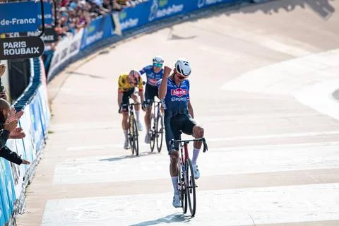 VAN DER POEL Mathieu: Paris - Roubaix - MenÂ s Race VAN DER POEL Mathieu (.. 스톡 사진