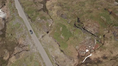 Van driving through mountains 動画素材 137564762