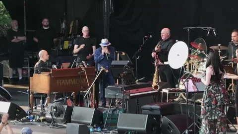 Van Morrison shines once again at Noches del Botánico, Madrid, ES - 30 Jun 2026 Stock-Footage 337970271
