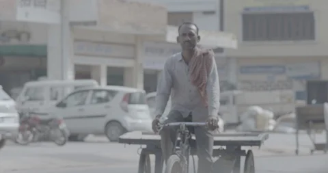 Van Puller Indian Video stock 112417669