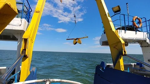 Van Veen Grab Stock Footage 124530327