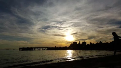 Vancouver Pier Beach Sunset Vídeos de archivo 66910164