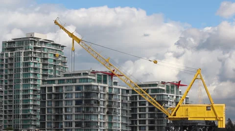 Vancouver Shore Condo Cloud Time Lapse with Crane Video stock 37990008