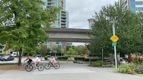 Vancouver Trail Path for walking and cycling Stock Footage 281703953